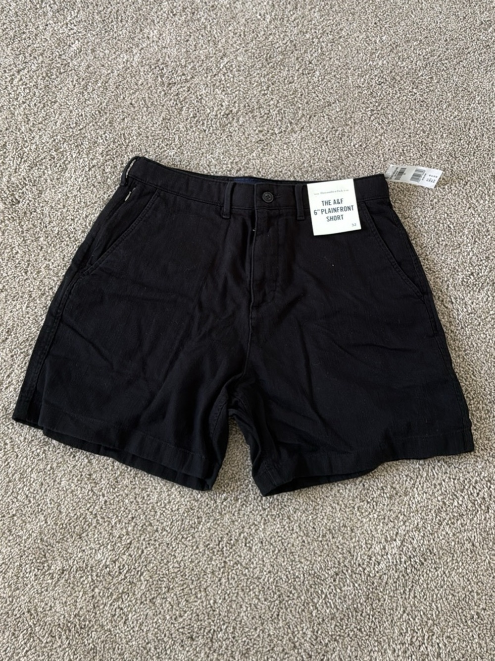 Abercrombie & Fitch Men's 6" Plainfront Short - Black